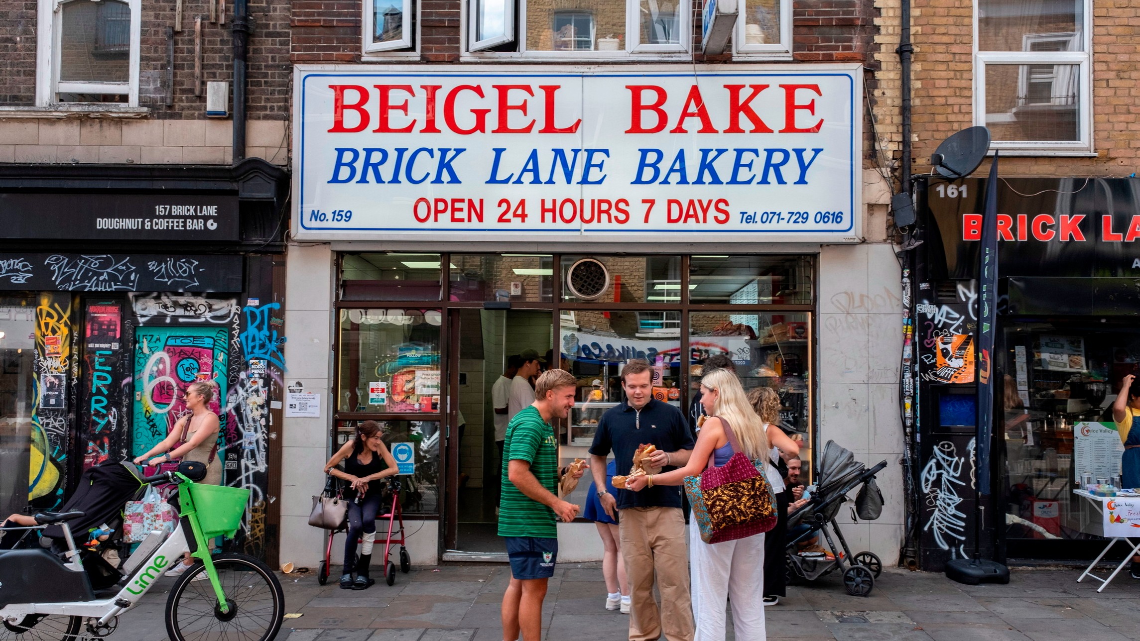 closure of beigel shop leaves a hole in london’s east end
