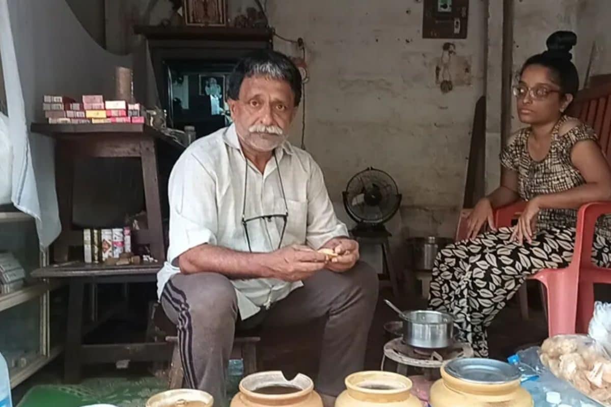 in karnataka's gokarna, this vendor sells pani puri mixed with herbs