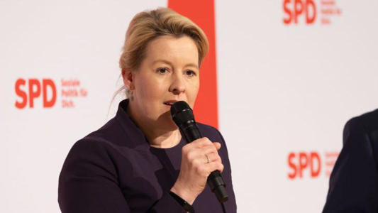 Leading Berlin politician hurt in wave of attacks<br><br>