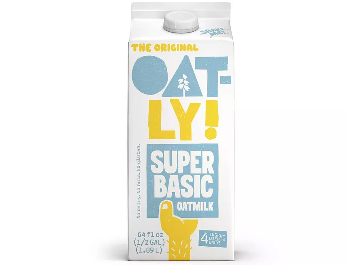 The 12 Best and Worst Oat Milk Brands on Grocery Shelves