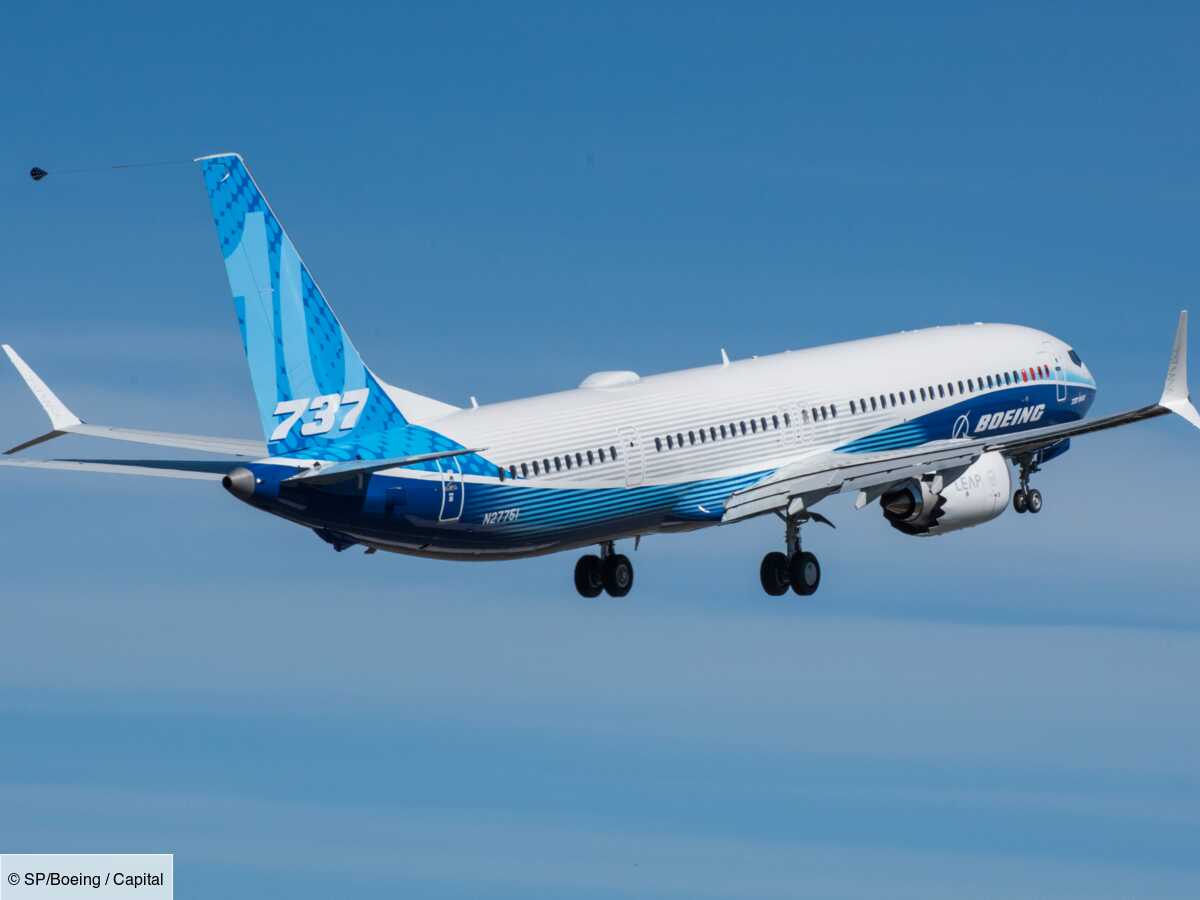 boeing : un 767 atterrit en urgence après une panne du train d’atterrissage