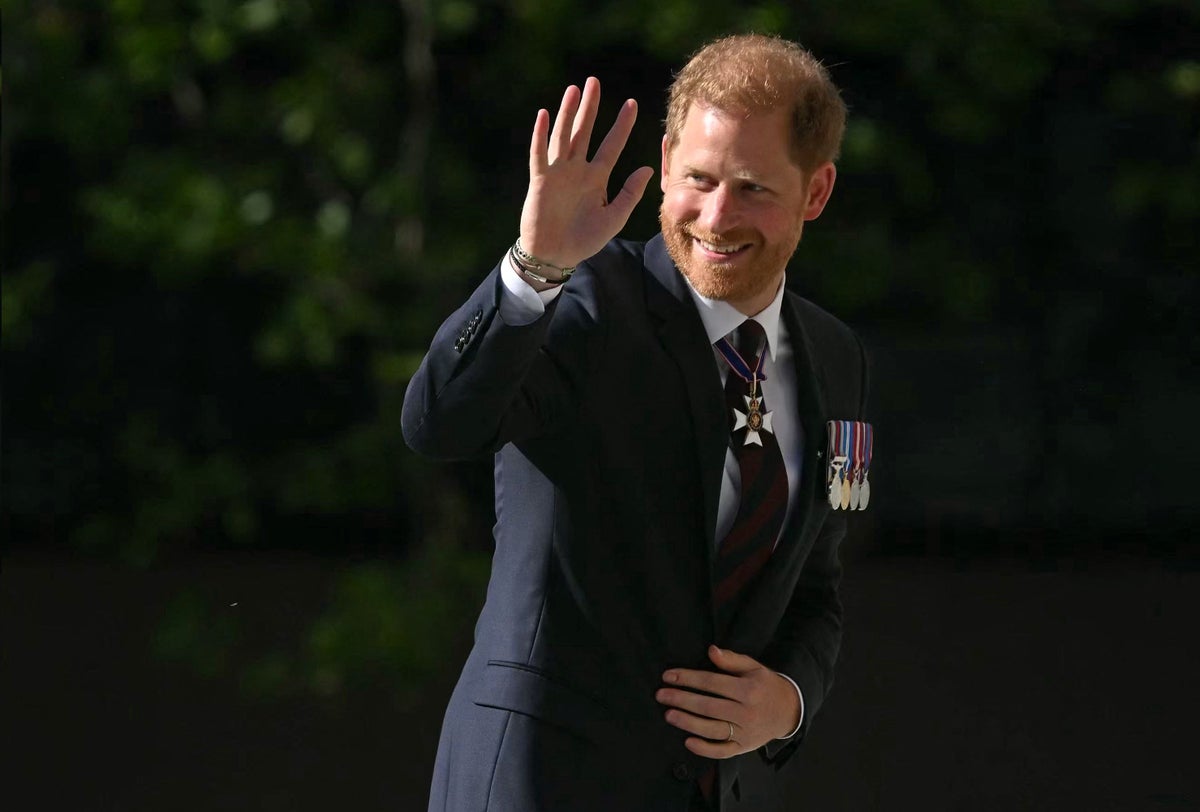 watch: outside st paul’s cathedral as prince harry marks invictus games anniversary