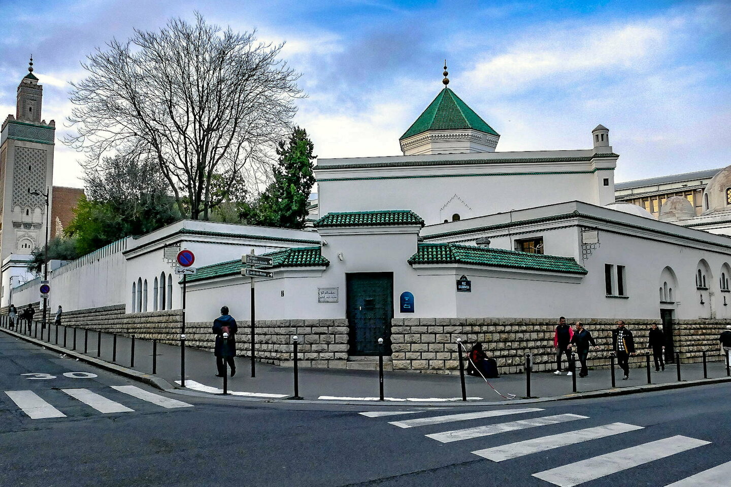 la grande mosquée de paris demande au gouvernement de condamner « sans équivoque » les actes antimusulmans
