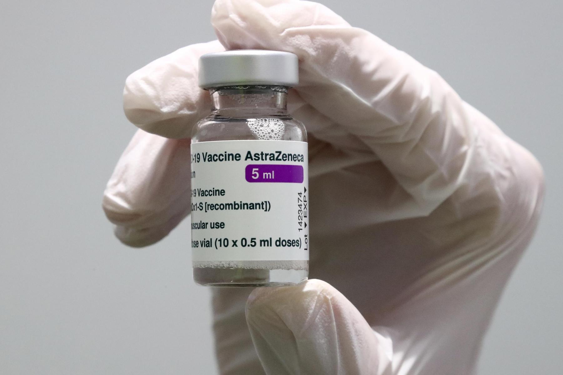 corona-impfung: warum der impfstoff von astrazeneca nicht mehr zugelassen ist