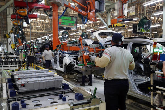 Fábrica da Toyota, em Sorocaba, onde a empresa produz carros híbridos (que usam bateria, etanol e gasolina) Foto: Werther Santana/Estadão