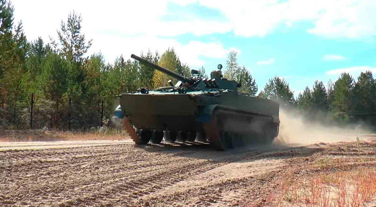 Video: Russian Military Receives New Batch Of Bmp-3 And Bmd-4m Armored 