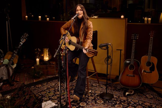 kacey musgraves sings 'too good to be true' at electric lady studios in n.y.c. for apple music live (exclusive)