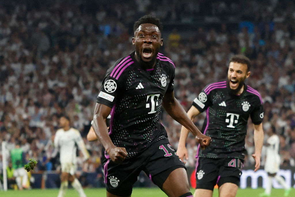 real madrid stage late comeback to stun bayern munich and reach champions league final
