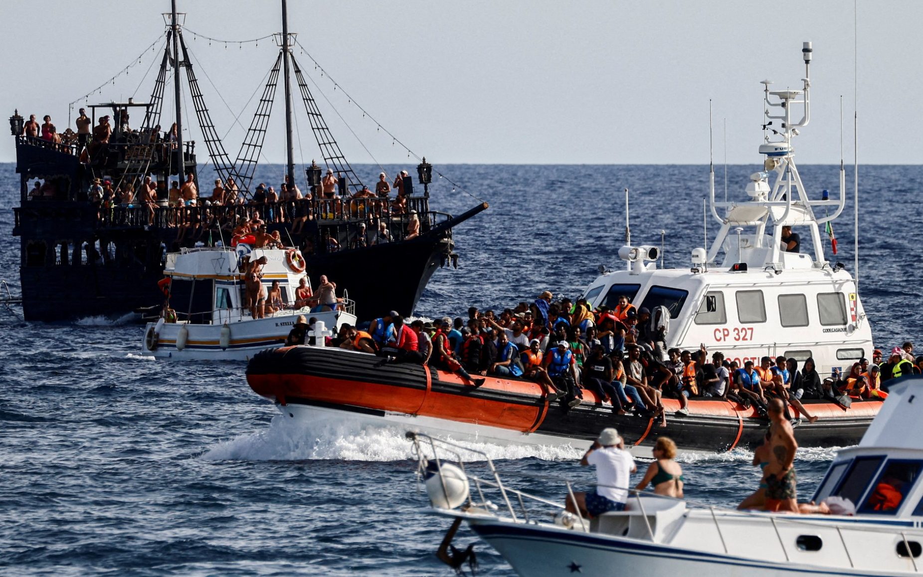 italy stops rescue charities flying out of southern islands