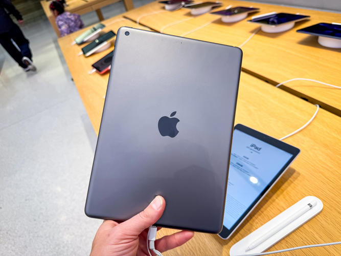 Grab an iPad (9th Gen) for just $250 after Apple