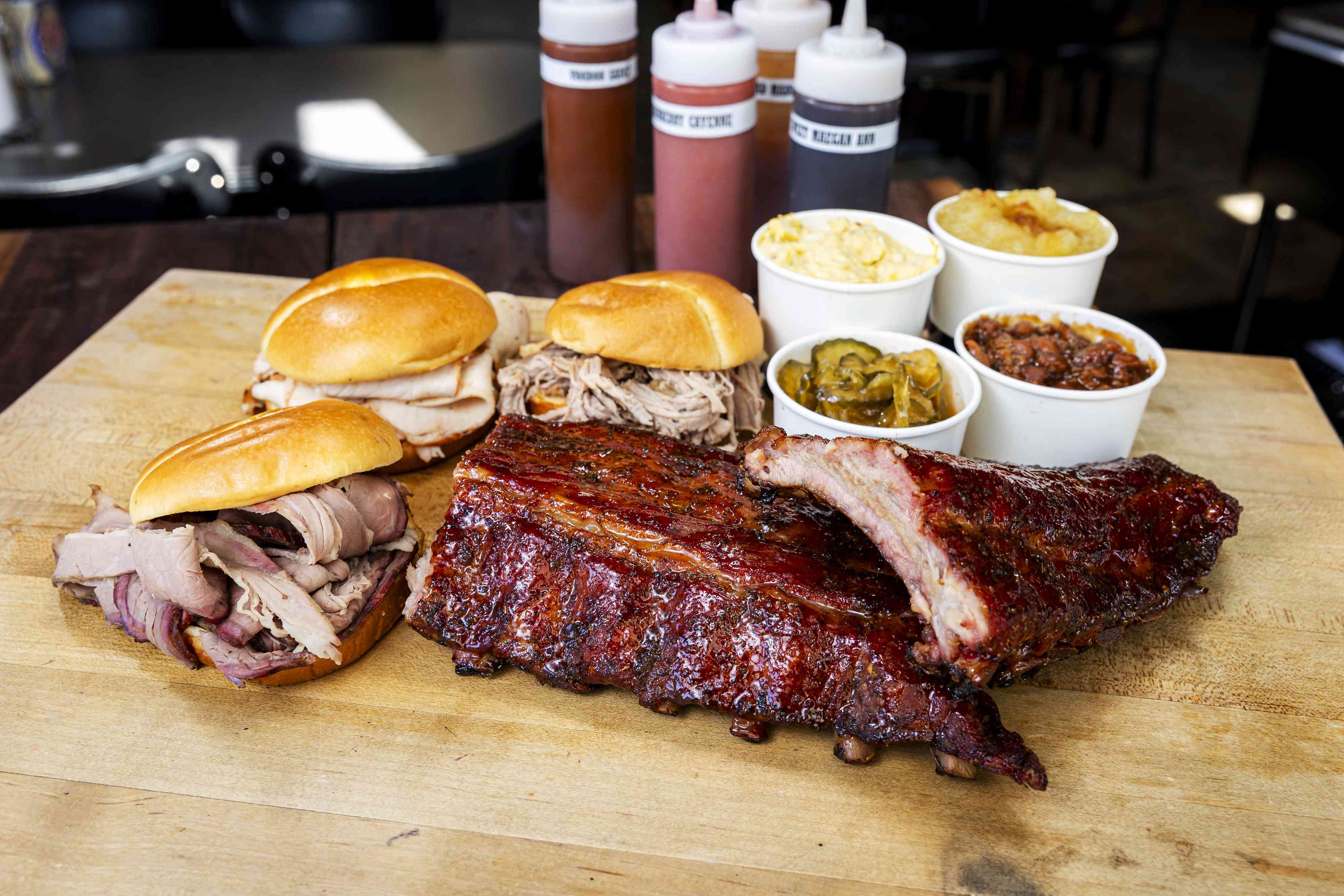 where to taste st. louis barbecue, from spareribs to snoots