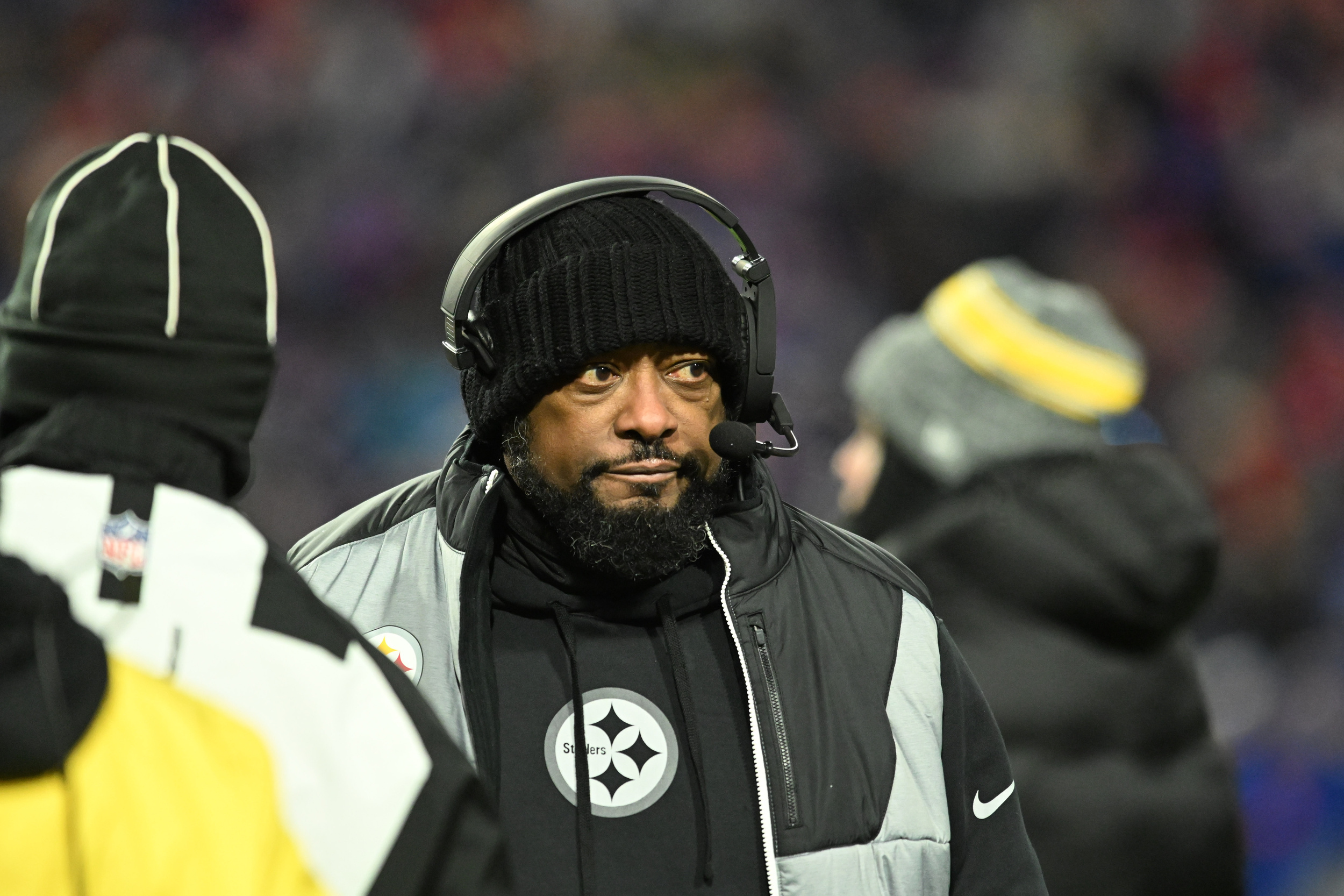 steelers’ antonio brown breaking down while speaking about mike tomlin: 'that meant a lot to me'