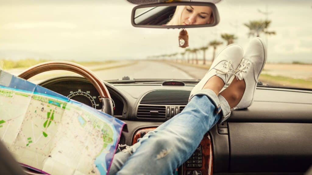 <ul> <li><a href="https://womenblazingtrails.com/moving-to-a-new-country/" rel="noreferrer noopener">17 Things to Consider Before Moving to a New Country</a></li> </ul>