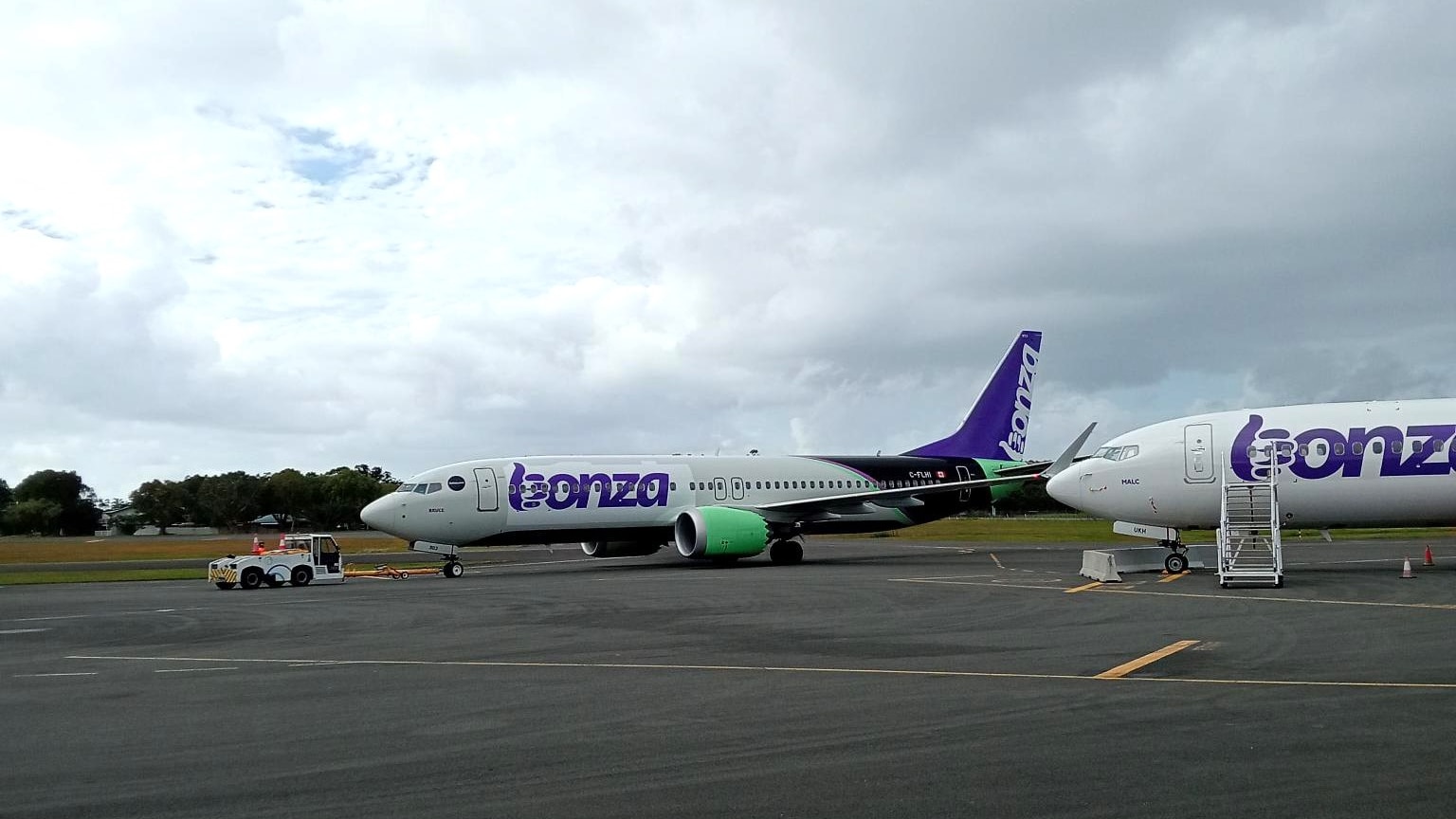 bonza's aircraft leave the country after embattled airline's fleet repossessed