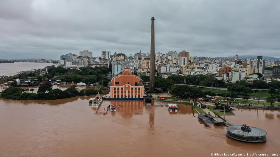 porto alegre suspende operaciones de rescate por más lluvias