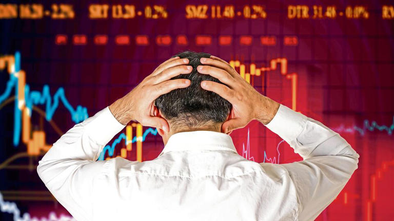 The Indiani stock market is falling today because Q4 results for the 2024 season have gone without any surprise, say experts.