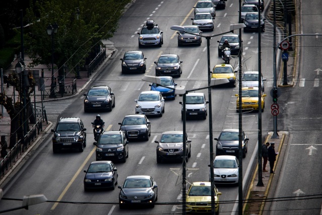 ανασφάλιστα οχήματα: έρχονται online έλεγχοι για 500.000 ix με νέο σύστημα διασταυρώσεων