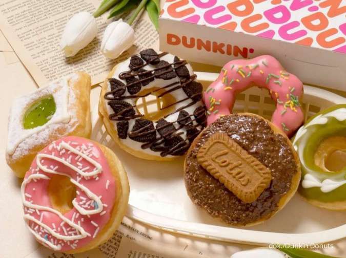 promo harga spesial rp 120 ribu untuk 1 lusin donat dan 2 minuman dari dunkin donuts