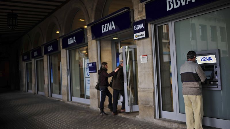 spanish government rejects new bbva bid to win over sabadell shareholders