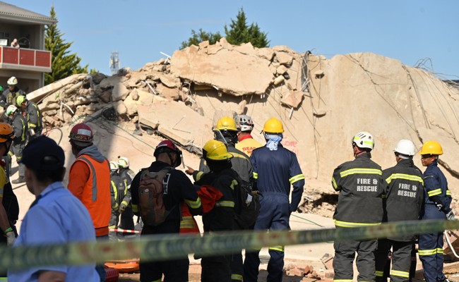 parliamentary chairperson for human settlements calls for full-scale investigation into the collapsed building in george