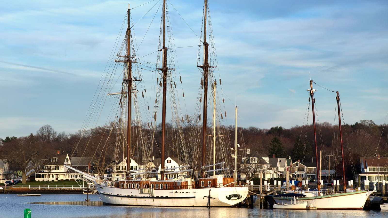 <p>In the coastal town of Mystic, this living history museum is a must-visit. It allows visitors to explore historic ships and learn about maritime heritage.</p>
