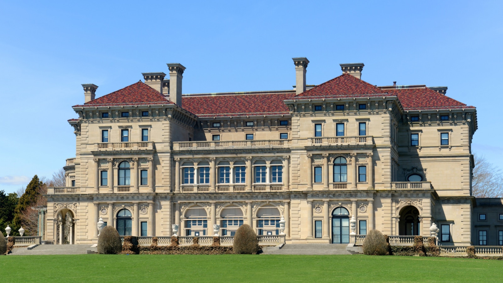<p>In Newport, The Breakers is a must-visit for its opulent Gilded Age mansion. It’s a symbol of Newport’s grandeur and wealth.</p>