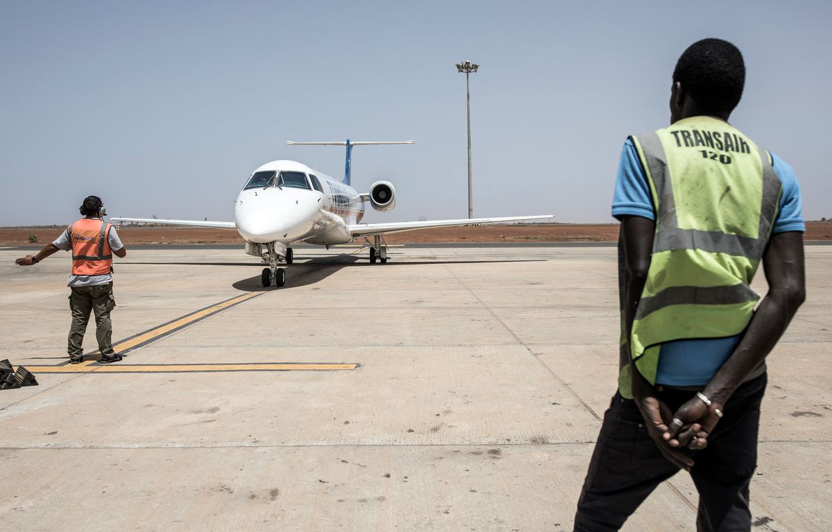 sénégal : 11 blessés dans un incident d’avion, l’aéroport de dakar fermé