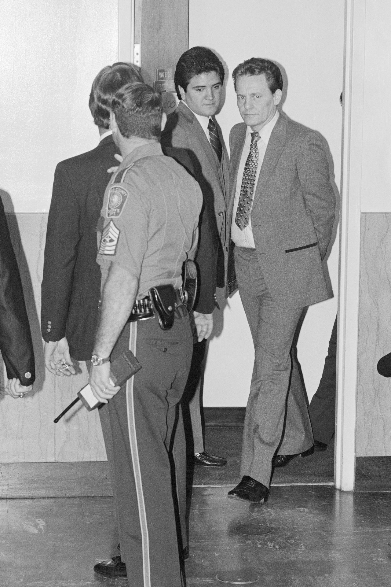 Assassinat de JFK quel est le rôle du père de l'acteur Woody Harrelson