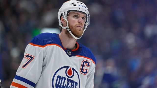 oilers’ leon draisaitl absent from practice after missing action in game 1