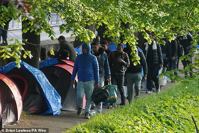 dublin destroys tent city as ireland struggles with migrant influx