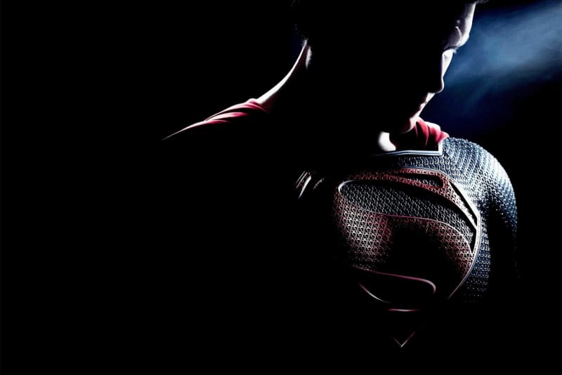 amazon, erstes bild von henry cavills nachfolger im superman-anzug: seht hier den neuen mann aus stahl