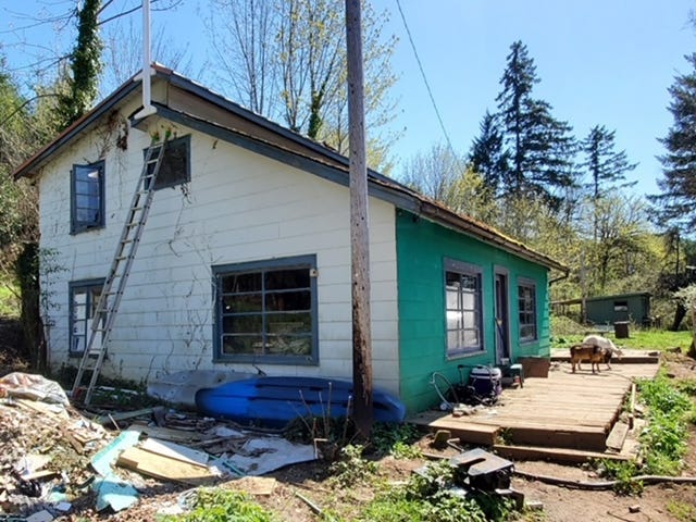 microsoft, i bought an abandoned house and tried to renovate it but failed. i'll never buy another fixer-upper.