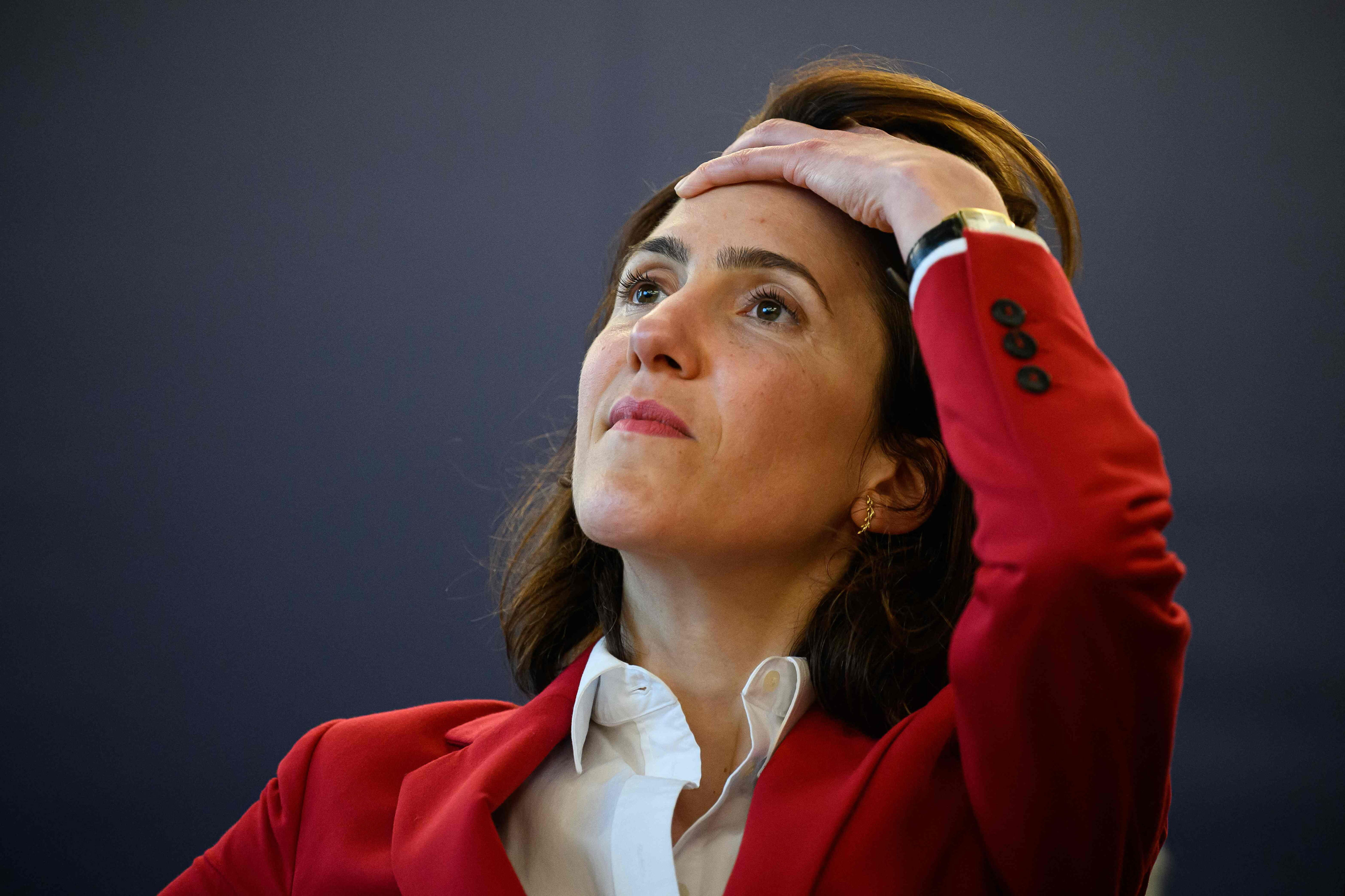 «rémunérations annexes» au parlement européen : valérie hayer veut porter plainte contre manon aubry