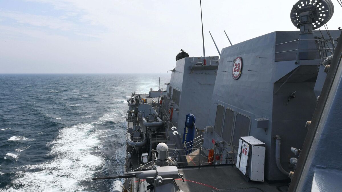 mer de chine méridionale : pékin dit avoir suivi et « émis un avertissement » à un navire militaire américain