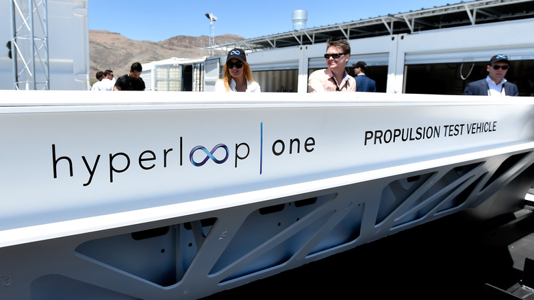 amazon, why is the united states is falling behind on the hyperloop?
