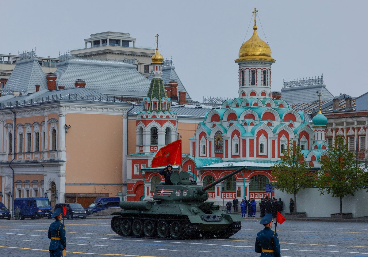 lone tank on display at russia’s victory day parade as putin says country going through ‘difficult period’