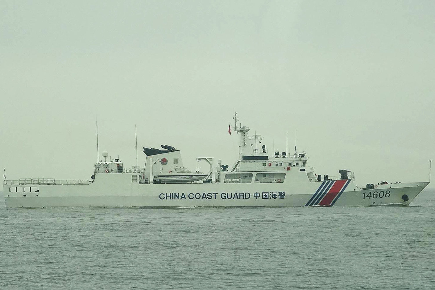 taiwan melder om 12 kinesiske skibe ved taiwansk ø