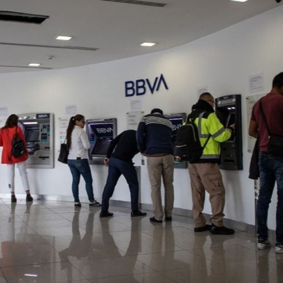 bbva iniciará suspensión de servicios en méxico el 17 de mayo; lista de afectados