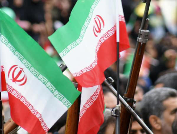 Iranian Flags (Unsplash)