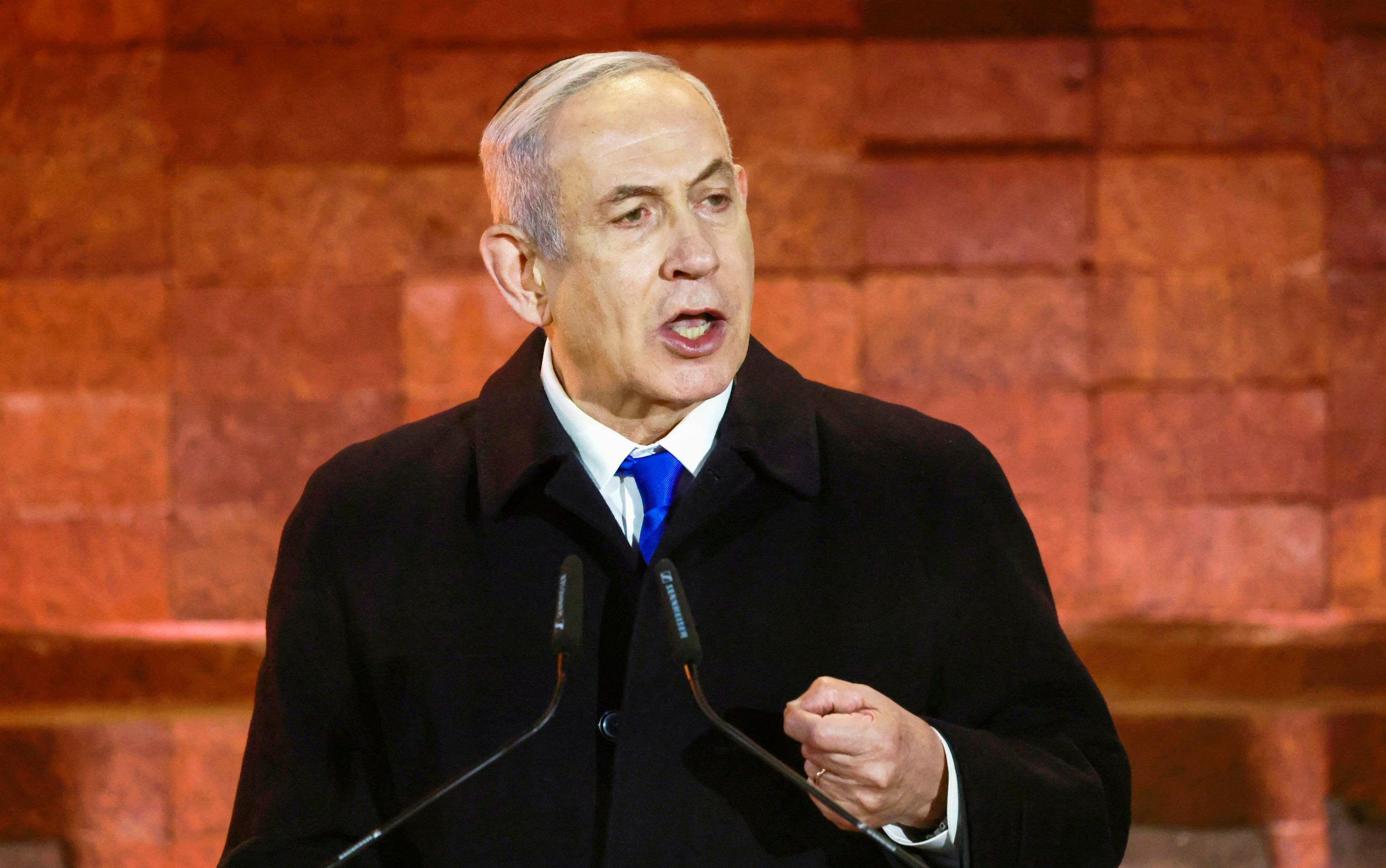 netanyahu: ‘we will fight with our fingernails’