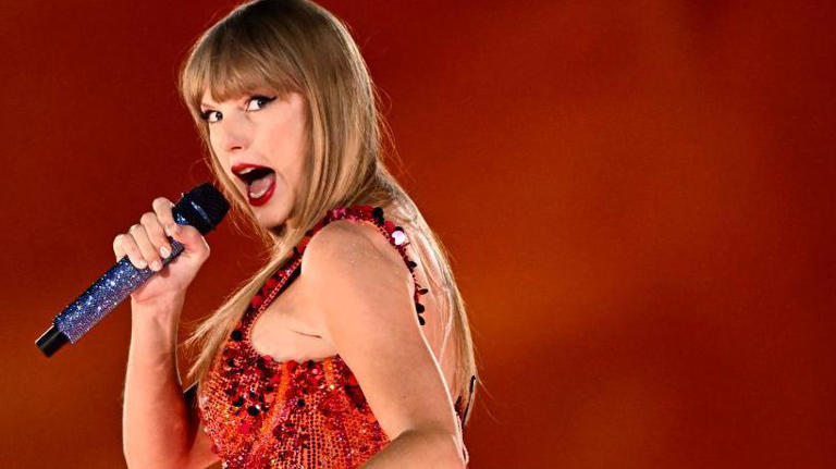 Taylor Swift's tour is projected to make more than $1bn in ticket sales