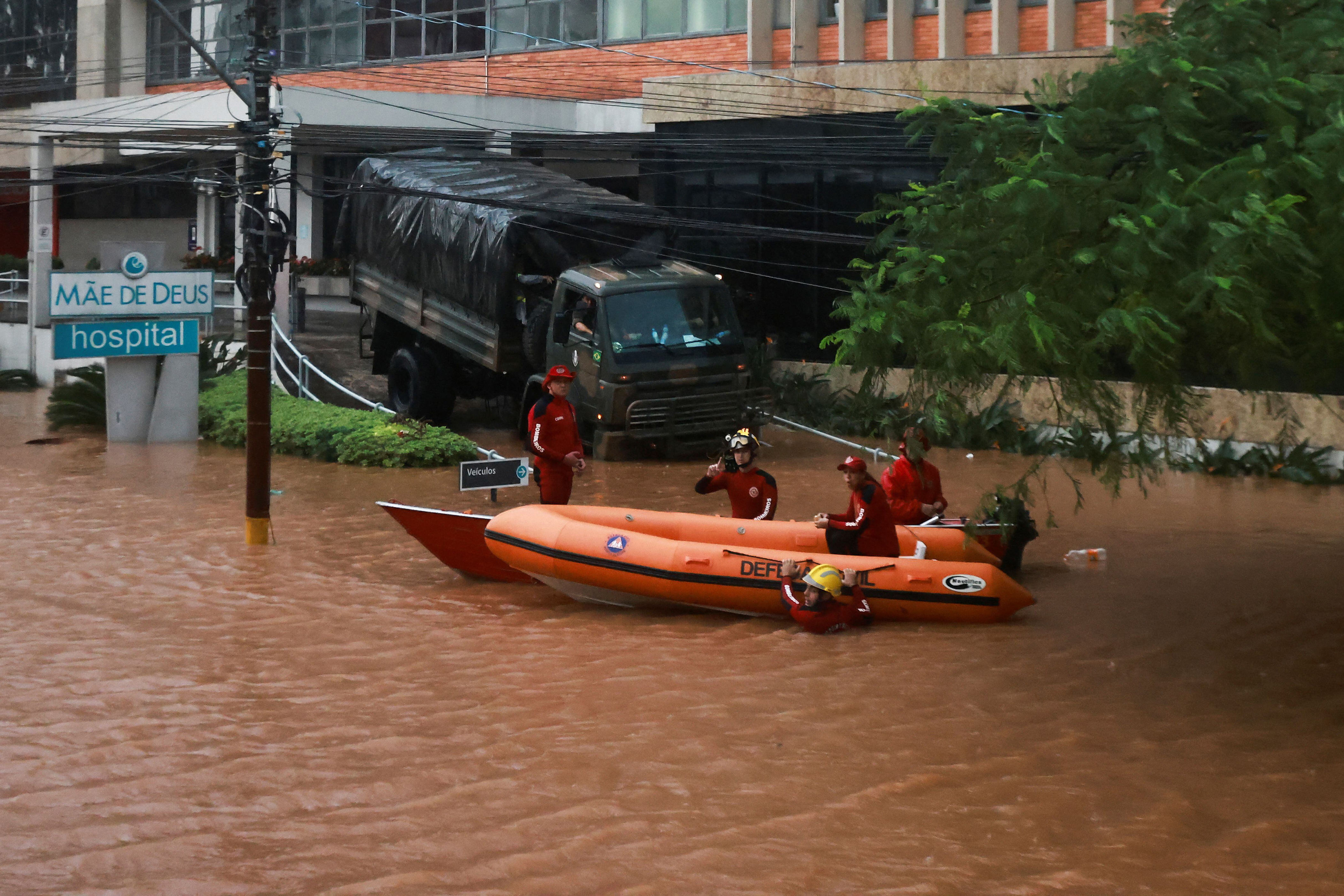 estados unidos ofrece a brasil ayuda para hacer frente a devastación causada por inundaciones en río grande do sul