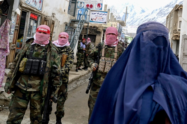 afghan women struggle under male guardian rules