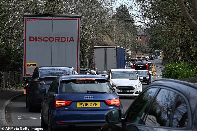 m25 drivers face miles of jams as motorway closes for four days