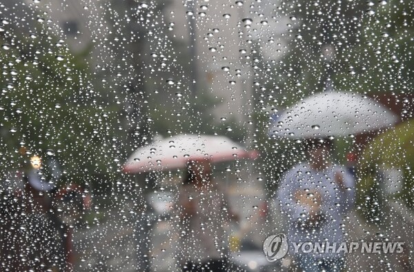 주말 전국 최대 100㎜ 폭우…초속 15m 강풍도 주의