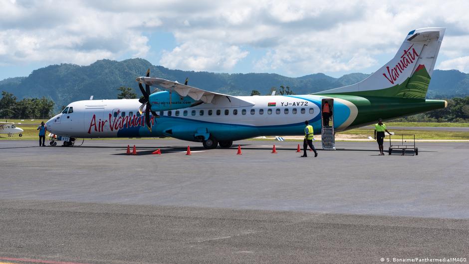 air vanuatu files for bankruptcy protection, cancels all flights