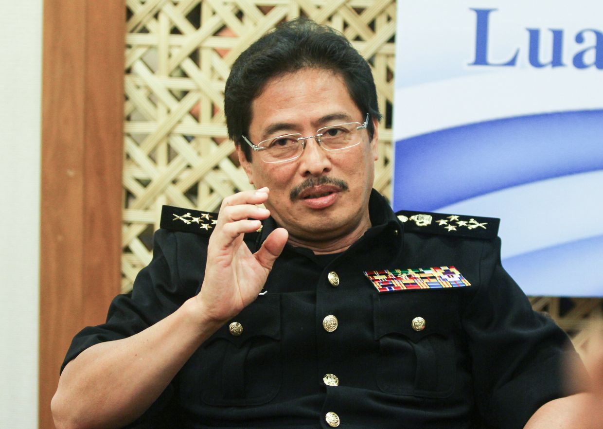 azam baki reappointed macc chief until 2025
