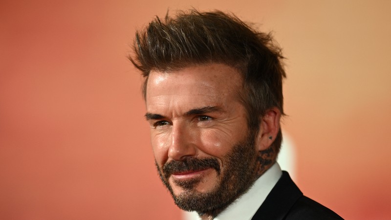 david beckham tells manchester united flops to prove they’re motivated