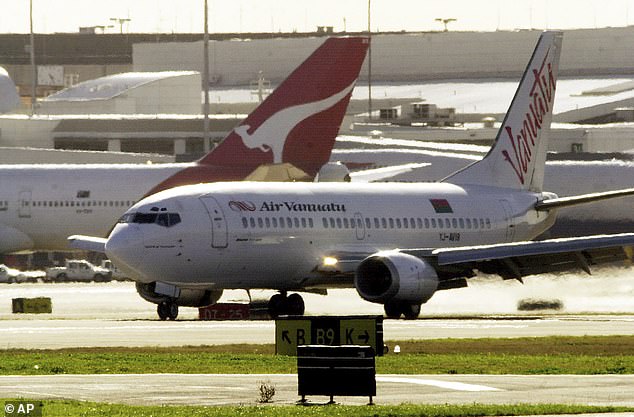 pregnant aussie stranded on pacific island after airline collapse