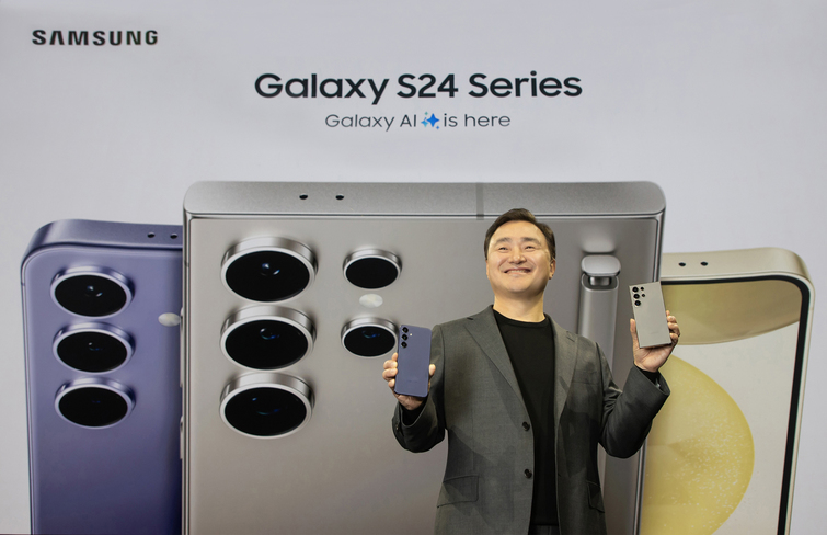 '갤s24' 잘 팔리더니…삼성, '아이폰 안방' 미국서 일냈다